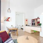 Cityscape Budget Apartments Riverside