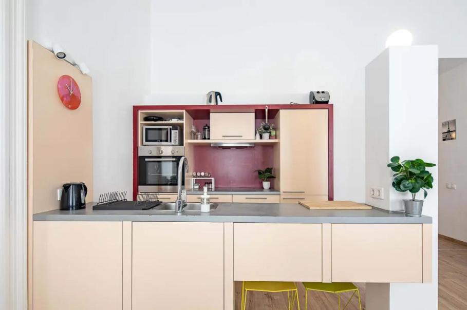 Apartment Cityscape Budget Riverside Budapest